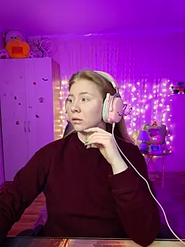 D0nna  online show from March 30, 10:55 pm