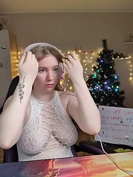 D0nna  online show from December 18, 11:30 pm