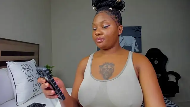 Renee-18 online show from March 1, 8:31 pm