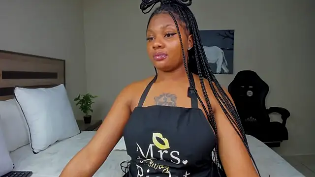 Renee-18 online show from September 9, 4:11 am