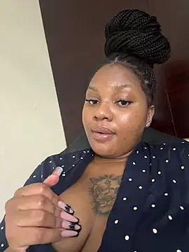 Renee-18 online show from March 8, 9:18 pm