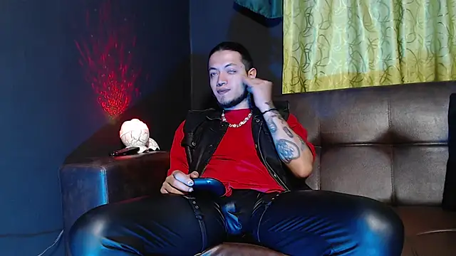 Dicaprioo  online show from May 20, 5:59 am