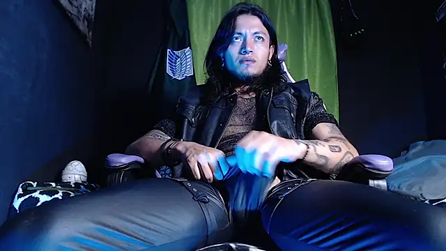 Dicaprioo  online show from April 17, 3:31 am