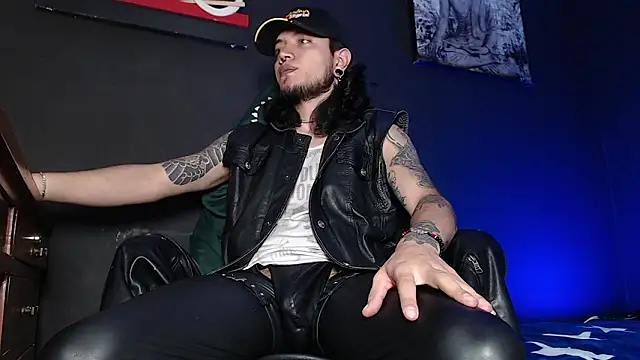 Dicaprioo  online show from February 6, 4:30 am