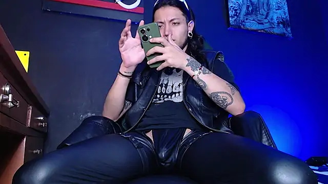 Dicaprioo  online show from February 16, 3:27 am