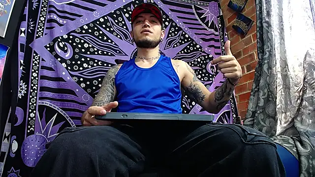 Dicaprioo  online show from February 25, 7:14 pm