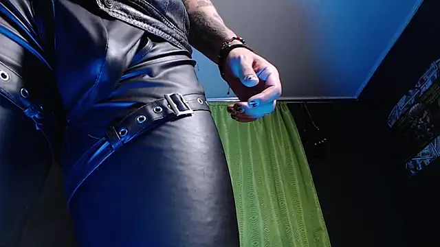 Dicaprioo  online show from April 23, 7:37 am