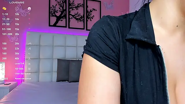 Emily roux online show from January 4, 4:01 am