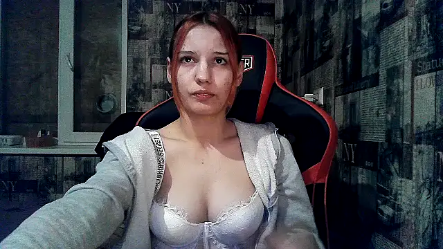  love nutella  online show from January 14, 9:20 pm