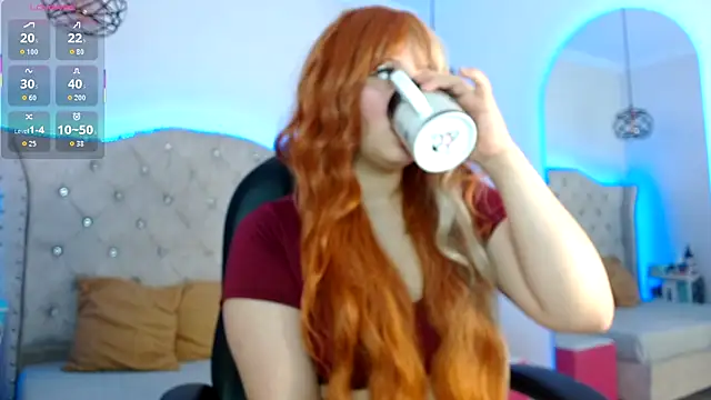 Charlotte Jones   online show from December 15, 11:38 am