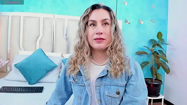 RubbyTaylor online show from April 8, 2:18 pm