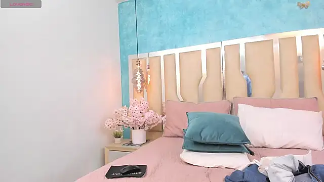 RubbyTaylor online show from April 16, 9:39 pm