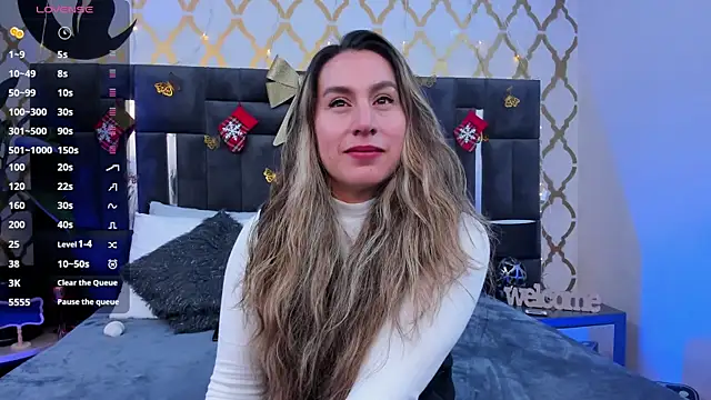 Snapshot of RubbyTaylor chatting on November 28, 2:28 pm RubbyTaylor online show from November 28, 2:28 pm