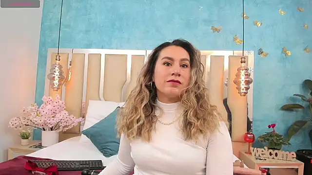 Snapshot of RubbyTaylor chatting on April 28, 2:32 pm RubbyTaylor online show from April 28, 2:32 pm