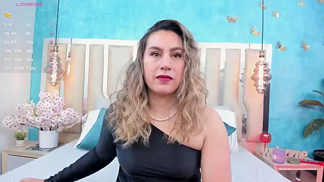 RubbyTaylor online show from April 10, 2:24 pm