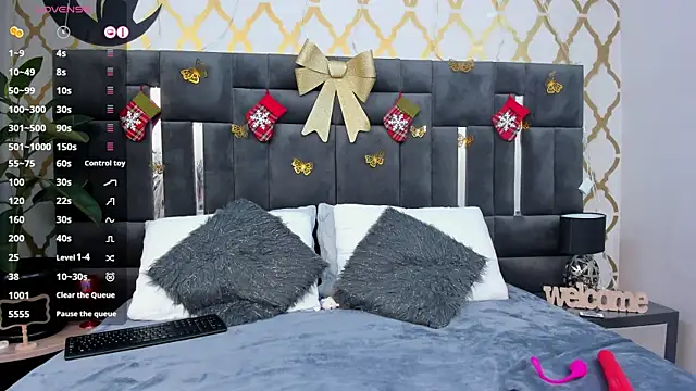 Snapshot of RubbyTaylor chatting on November 24, 2:39 pm RubbyTaylor online show from November 24, 2:39 pm