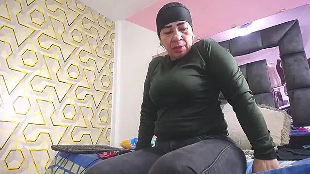 LITLESTAR online show from November 13, 6:34 pm