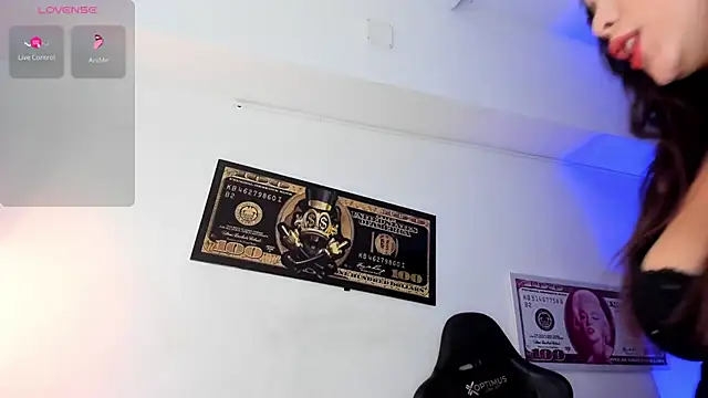 Elsalombardi  online show from November 3, 12:20 pm