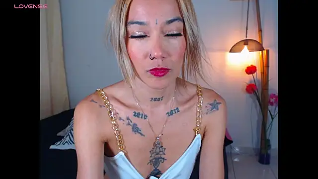 Veronicaa 2 online show from October 19, 9:28 pm