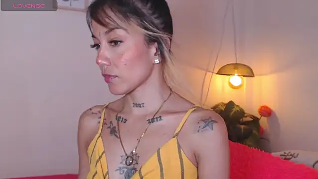 Veronicaa 2 online show from April 25, 8:50 pm