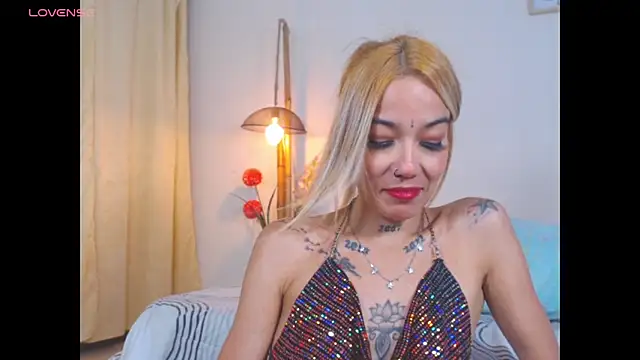 Veronicaa 2 online show from September 13, 9:37 pm