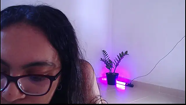 Rachell  420 online show from December 15, 2:23 pm