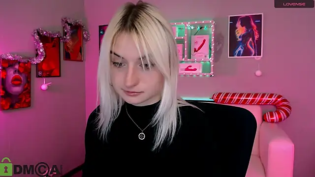 melisa white1 online show from January 5, 8:45 pm