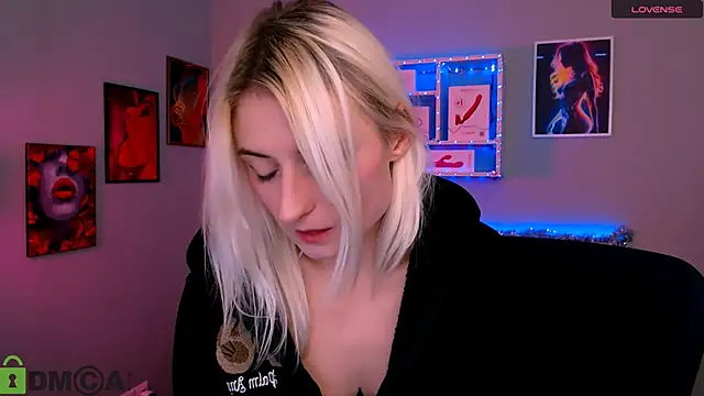 melisa white1 online show from January 15, 8:45 pm