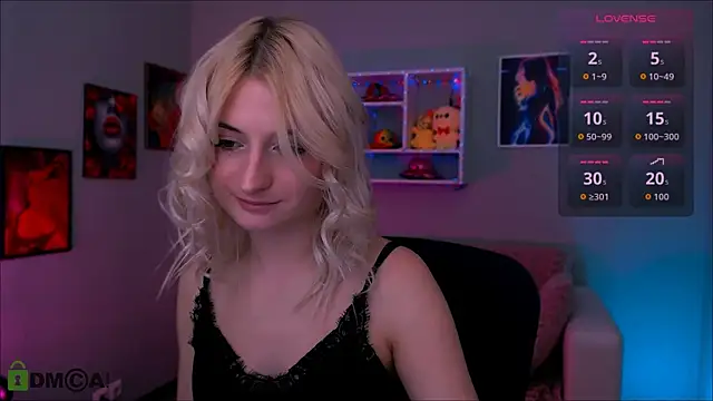 Snapshot of melisa_white1 chatting on June 17, 7:13 pm melisa white1 online show from June 17, 7:13 pm