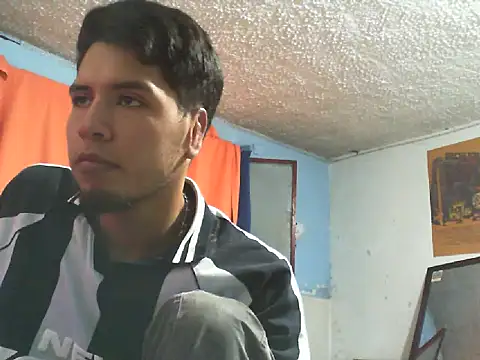 Darkpol772 online show from February 25, 11:37 pm