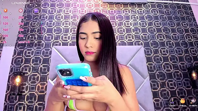 Snapshot of CherryBlossom23 chatting on October 16, 1:36 am CherryBlossom23 online show from October 16, 1:36 am