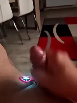 Szeltolo001 online show from April 8, 10:44 pm