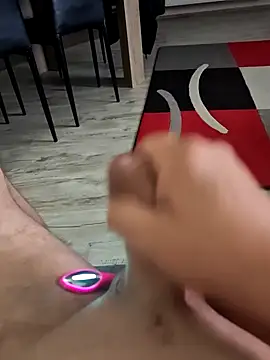 Szeltolo001 online show from March 28, 11:39 pm