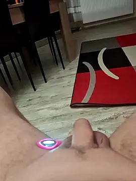 Szeltolo001 online show from March 28, 2:23 am