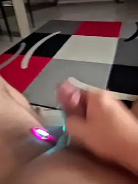 Szeltolo001 online show from December 23, 4:56 am