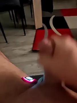 Szeltolo001 online show from February 19, 3:25 am