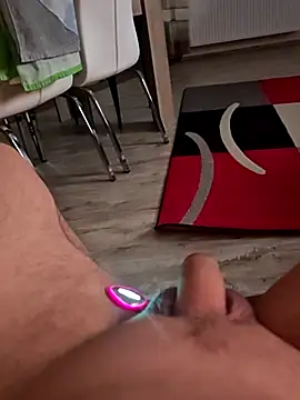 Szeltolo001 online show from April 20, 1:52 am