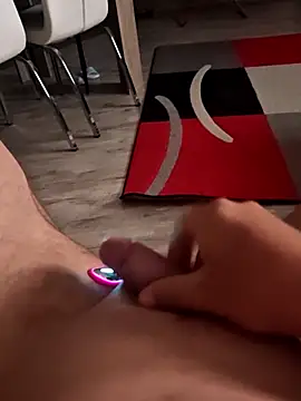 Szeltolo001 online show from April 7, 10:44 pm