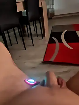 Szeltolo001 online show from March 15, 1:01 am