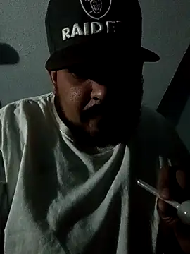 Snapshot of GILBERTHOR92 chatting on March 1, 8:47 am GILBERTHOR92 online show from March 1, 8:47 am