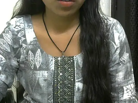 momo lov online show from September 29, 5:14 am