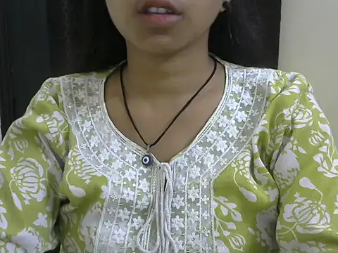 momo lov online show from September 27, 5:13 am