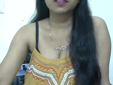 momo lov online show from October 9, 4:57 am