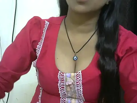 momo lov online show from September 20, 5:12 am