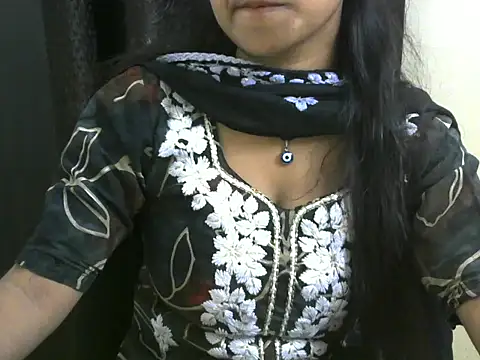 momo lov online show from September 26, 5:03 am