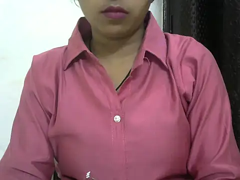 momo lov online show from October 5, 4:58 am