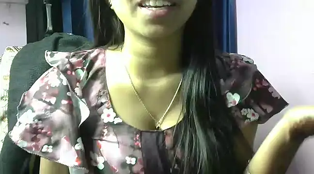 momo lov online show from February 13, 5:16 am