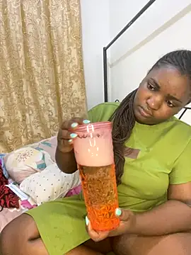 sweet18creamybigpussy online show from October 12, 7:26 pm