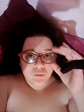 icecream1609 online show from January 12, 6:15 pm