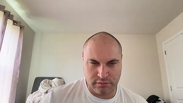 SluggishChase99 online show from May 26, 4:27 pm